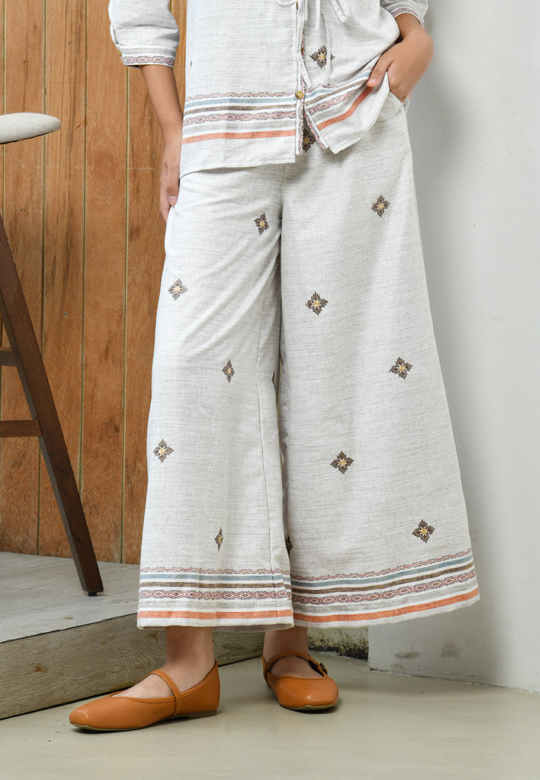 TRISET CASUAL AKSARA CULLOTE PANTS - TP6006501