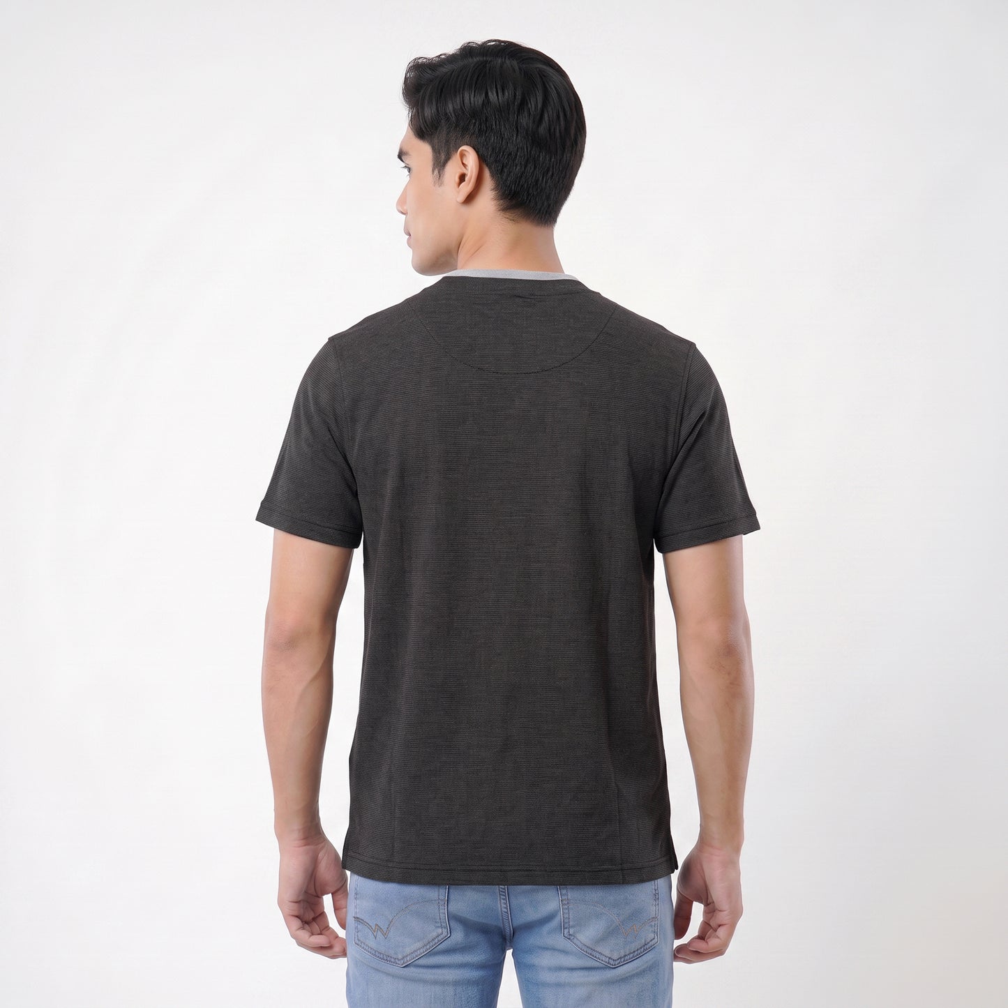 WATCHOUT KAOS PAKAIAN PRIA LENGAN PENDEK V-NECK | REGULER FIT | CASUAL | WK401290001