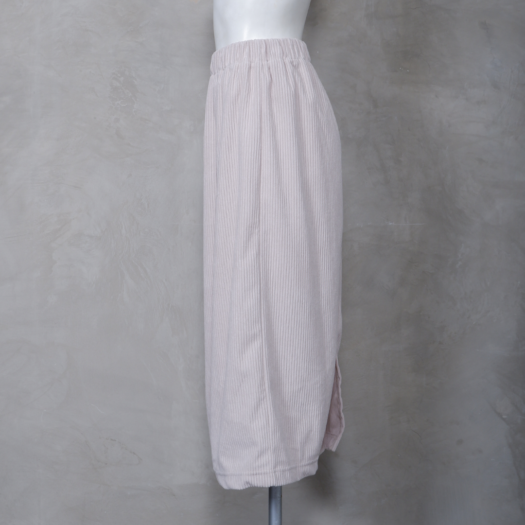Triset Ladies Rok Midi Wanita Corduroy | Reguler Fit | LN3006972
