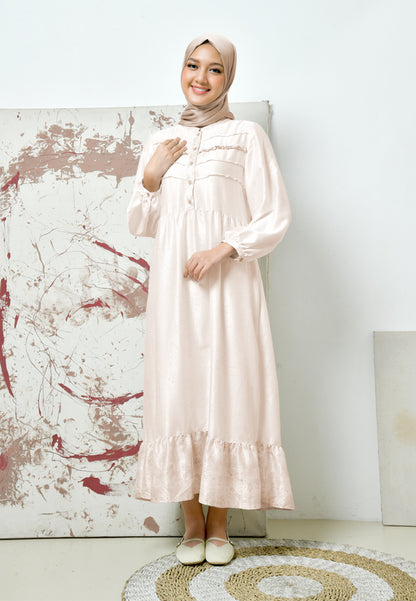 Triset Ladies Maxi Dress Wanita Silk Lengan Panjang Ruffle | Reguler Fit | LD8005978