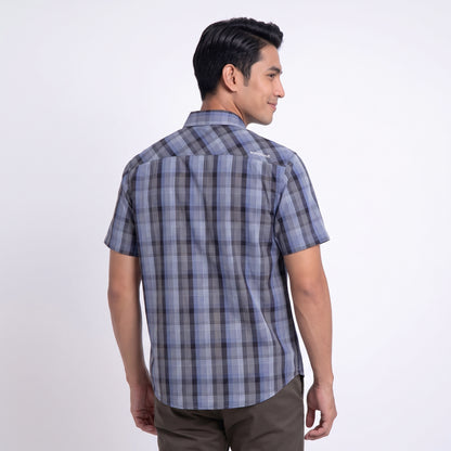 WATCHOUT KEMEJA PRIA LENGAN PENDEK ST EUGENE | SLIM FIT | JEANS | JS502600126