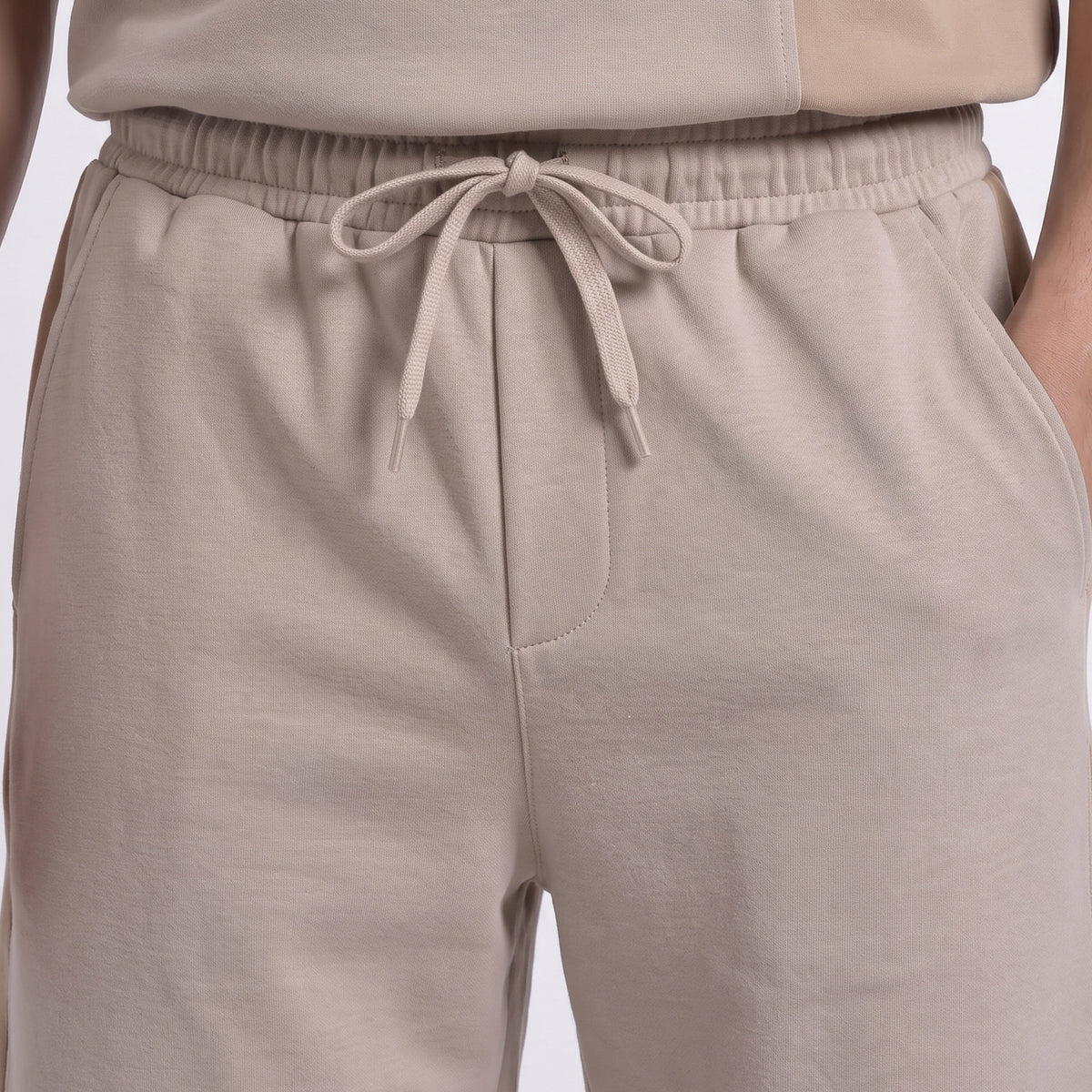WATCHOUT CELANA PENDEK SWEAT SHORT PRIA ONE SET | REGULER FIT | CASUAL | JP400195A06