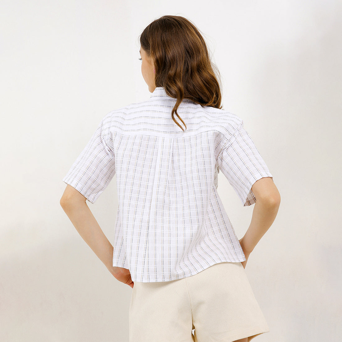 Triset Casual Pakaian Wanita LEA CROP OVERSIZE BLOUSE - TR5051701